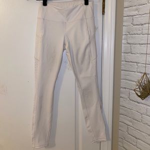 athleta white yoga pant 7/8